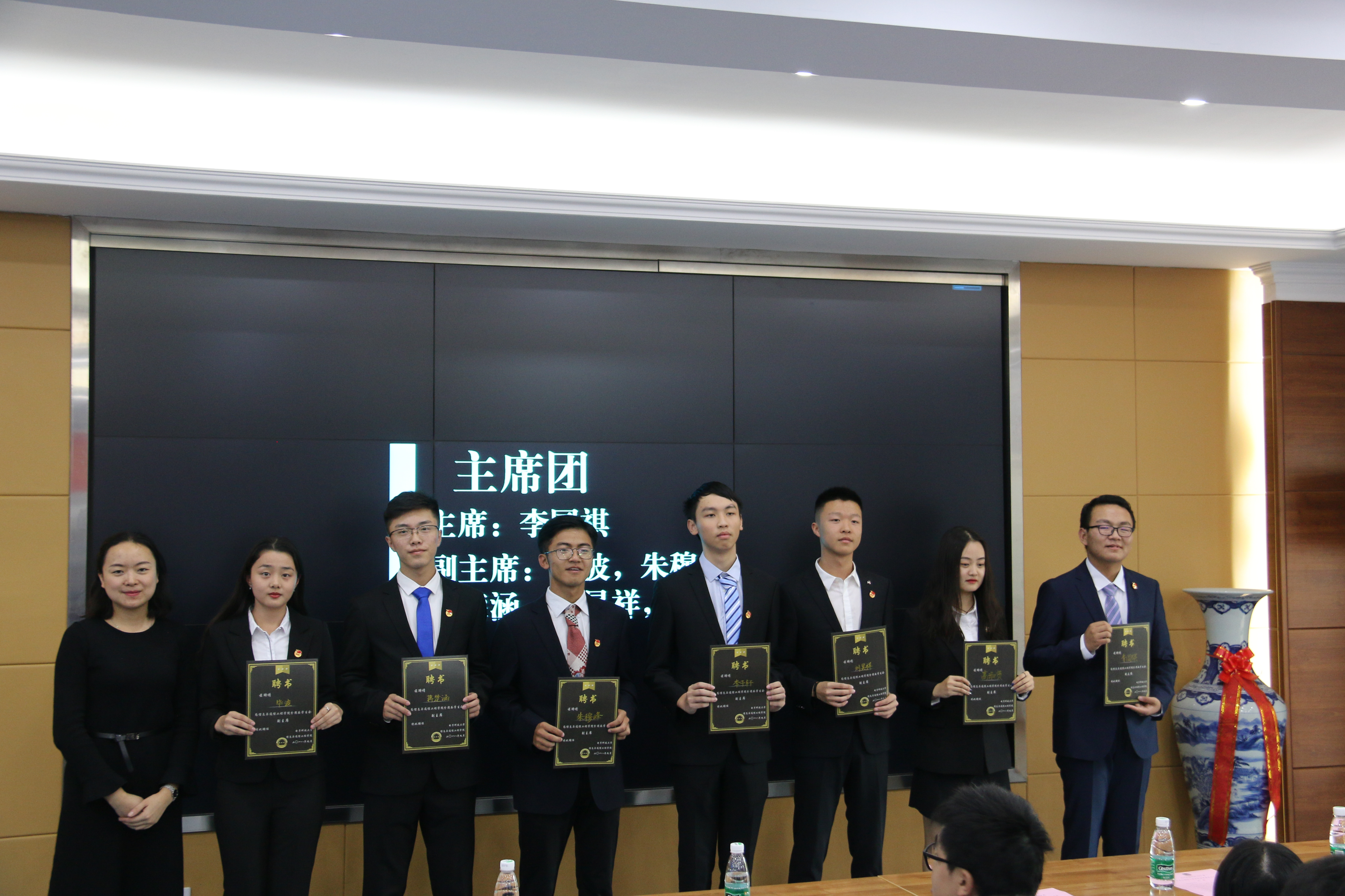 1f12f4fe248b0a839f2fb84bc448a08a.jpg 1f12f4fe248b0a839f2fb84bc448a08a.jpg