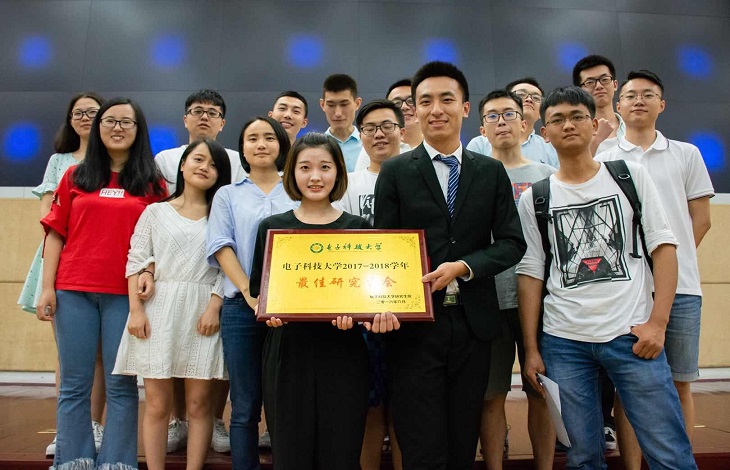 606bae1eb907e40c232108f2599f6c97.jpg 606bae1eb907e40c232108f2599f6c97.jpg