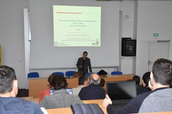 4.jpg 688f4bd577e2494a99ef47b5ddd477ee.jpg