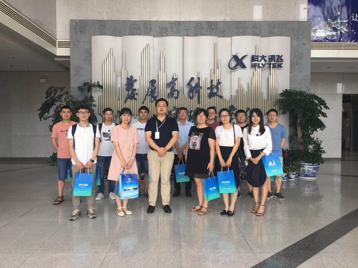 872fc00ebc5ca88517776e12abab7c21.jpg 872fc00ebc5ca88517776e12abab7c21.jpg