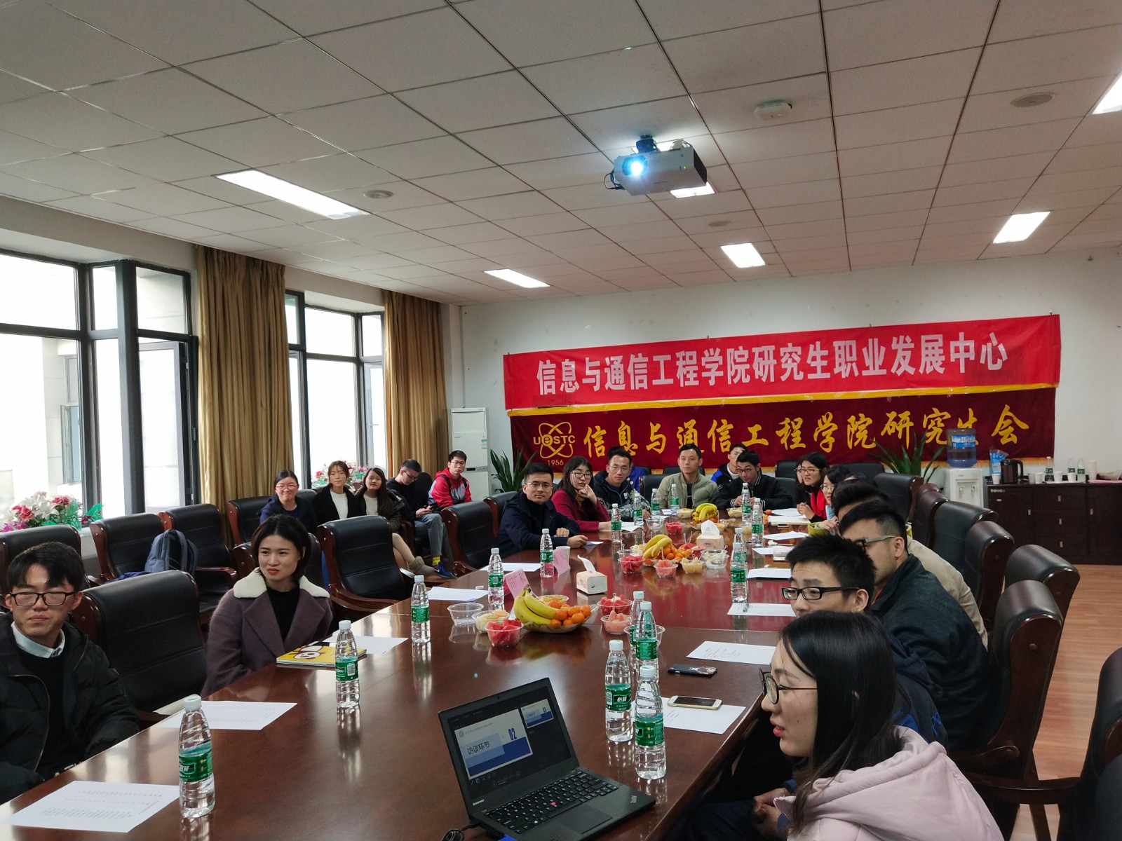 8fe0d7d44c12ca2e1e807c0341d0b5ba.JPG 8fe0d7d44c12ca2e1e807c0341d0b5ba.JPG