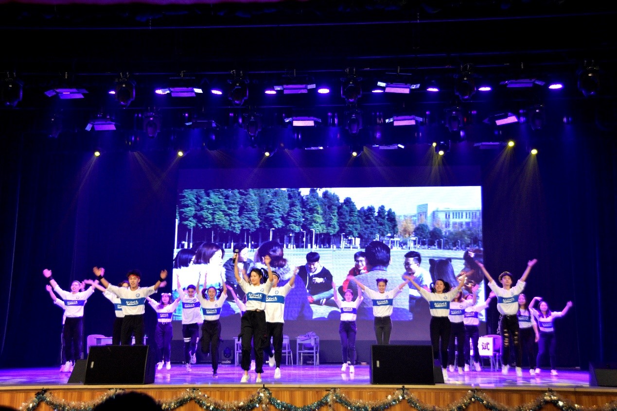 9b0da8e2f165a0b2175b0d6b5394b5ca.jpg 9b0da8e2f165a0b2175b0d6b5394b5ca.jpg