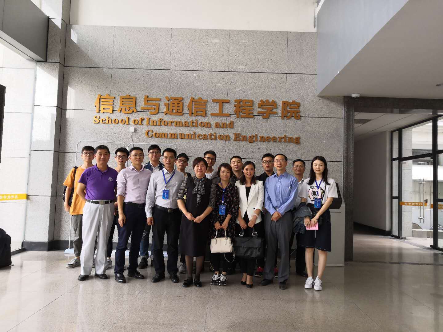 9c7af94d25d7bd46586bee39ad9e4b48.jpg 9c7af94d25d7bd46586bee39ad9e4b48.jpg