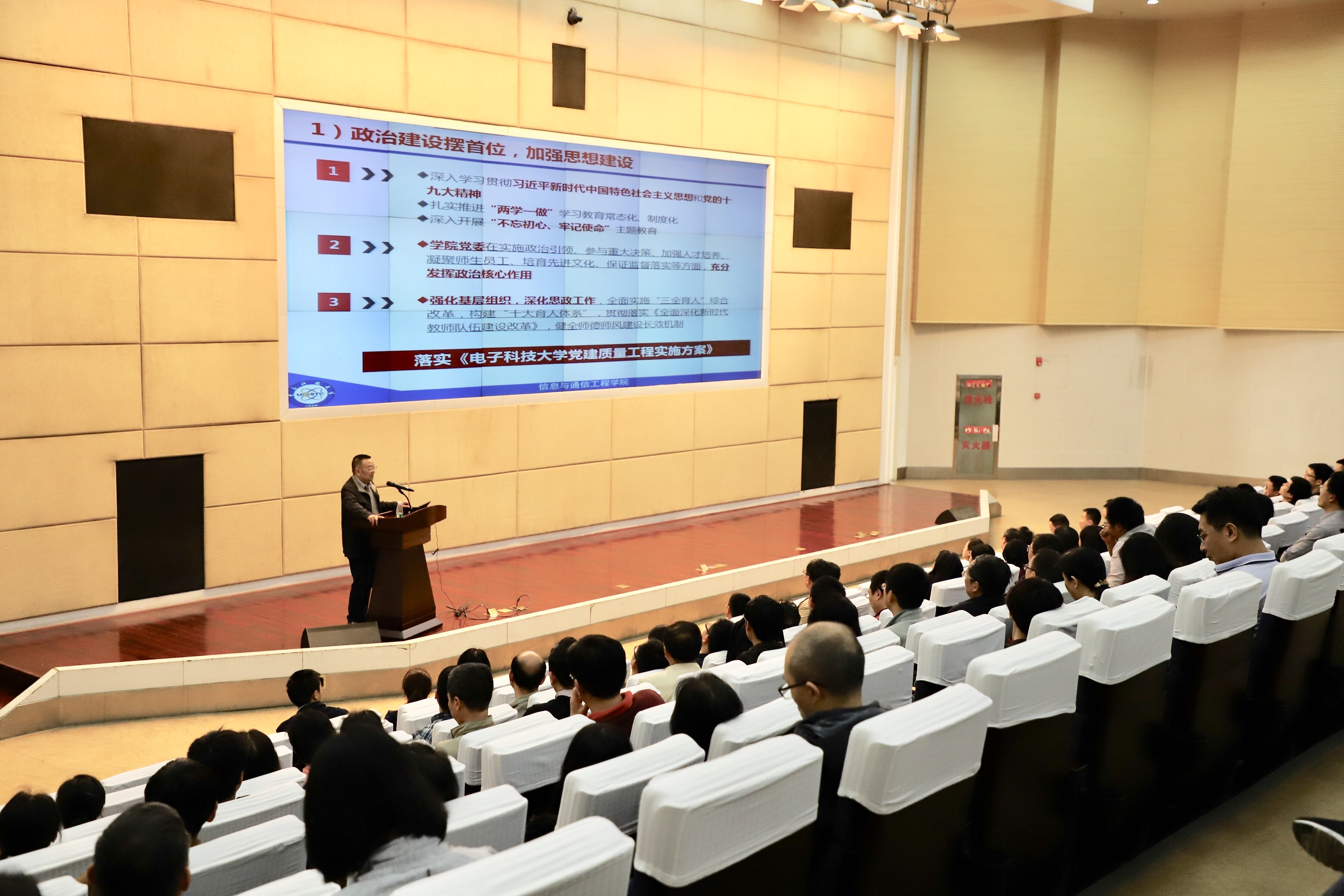 bbee32da0d8f5a5816821f2504484d2c.jpg bbee32da0d8f5a5816821f2504484d2c.jpg