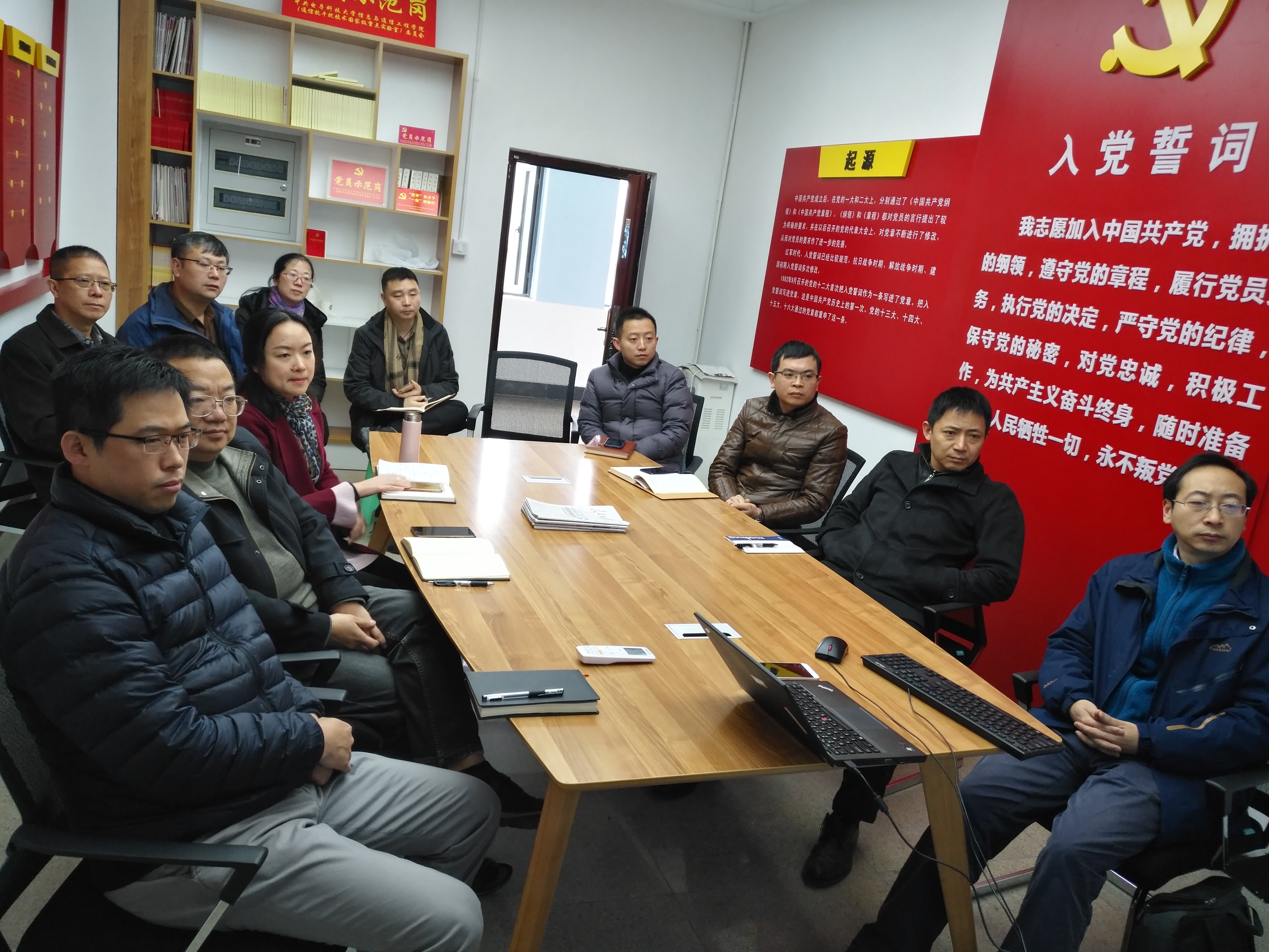 cb26cc9f337be177ea96299199a2072e.jpg cb26cc9f337be177ea96299199a2072e.jpg