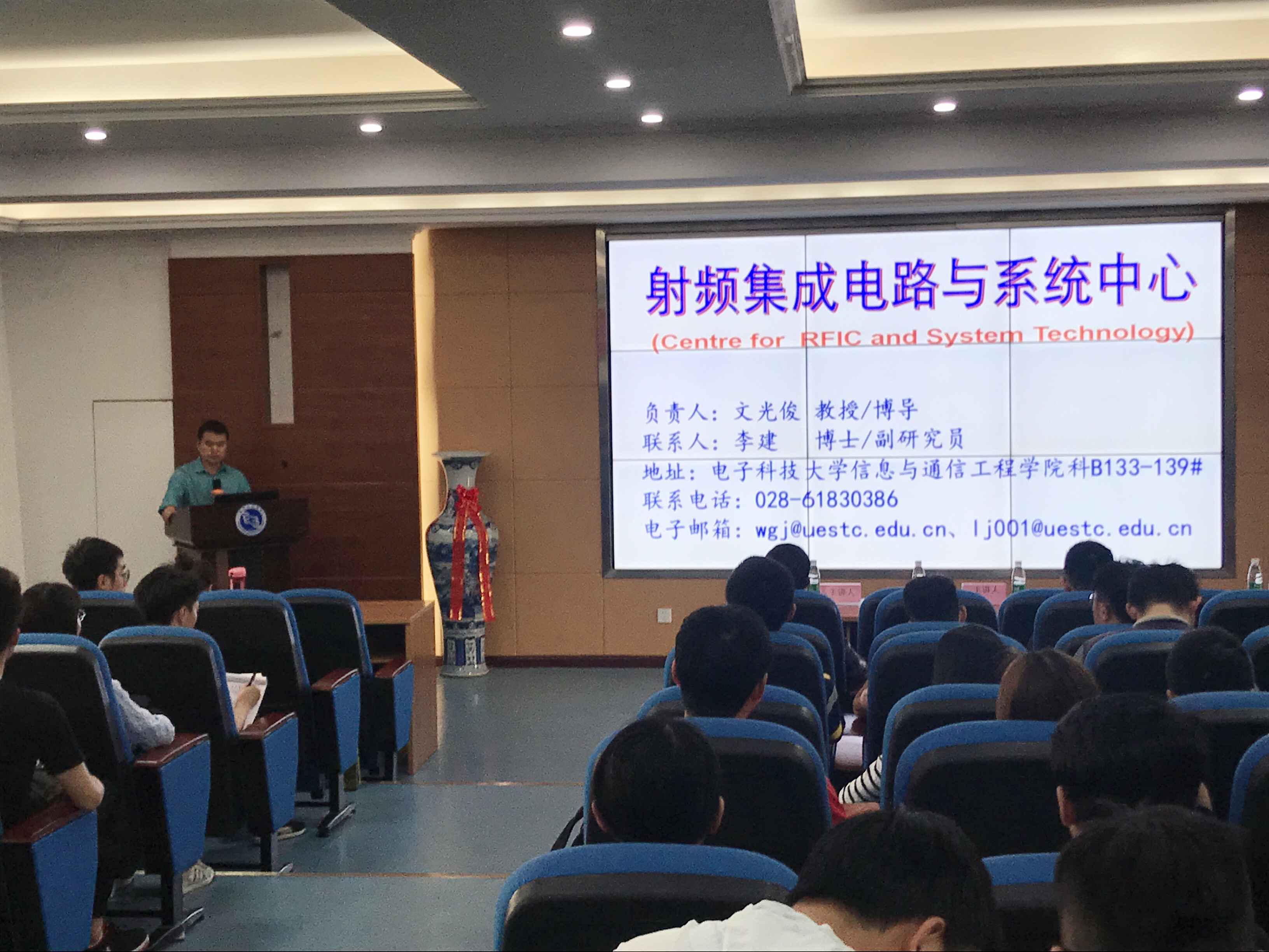 d4b131748ea833966271bd245bb03232.JPG d4b131748ea833966271bd245bb03232.JPG