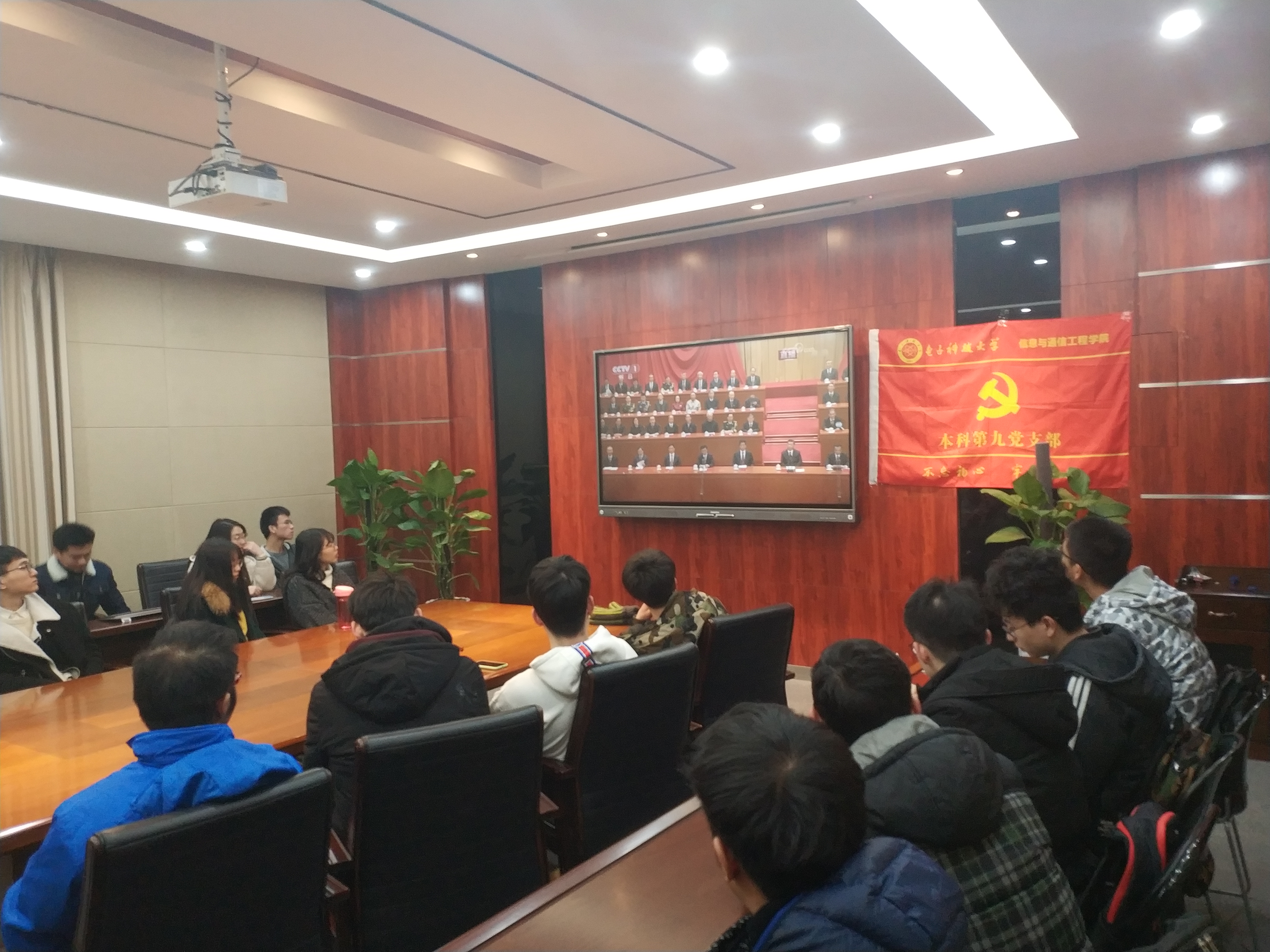 dfd206261ce445f3d8c080e048bae8e9.jpg dfd206261ce445f3d8c080e048bae8e9.jpg