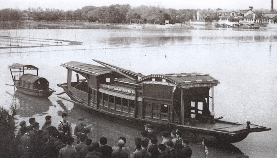 f4de7514bad2c23da18107dd0269e704.jpg f4de7514bad2c23da18107dd0269e704.jpg